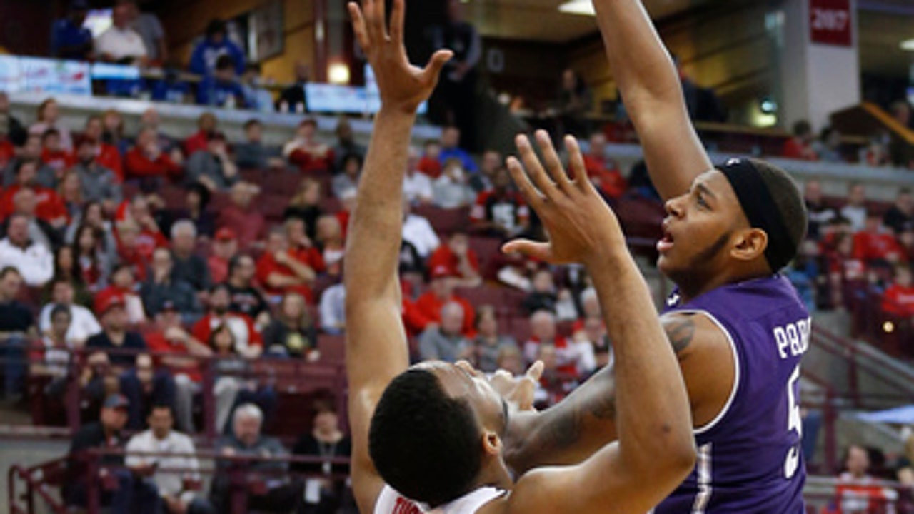 Northwestern wins in Columbus for 1st time since 1977 (Jan 22, 2017)